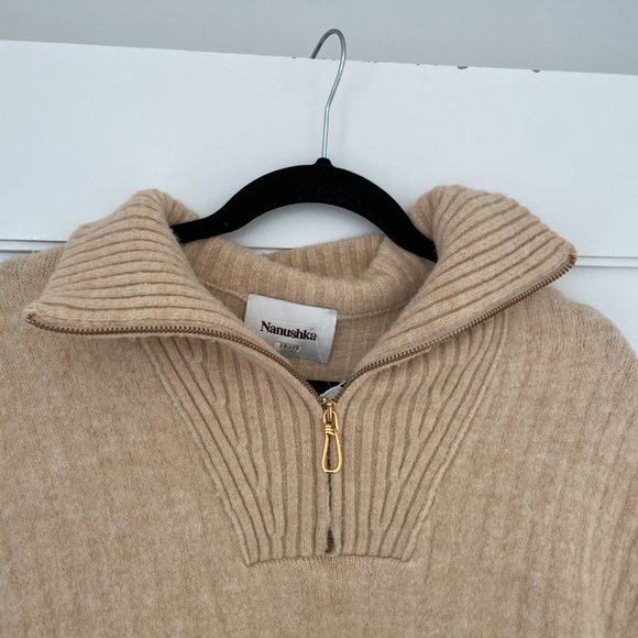 Nanushka Oversized Ribbed Knit Pullover Sweater Beige Stand Up Collar Sz Small - Picture 6 of 12